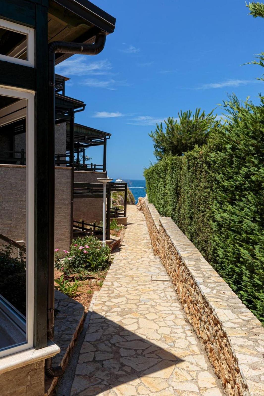 Bay Inn Apartment Sea Front Vlorë Eksteriør billede